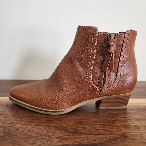 Cole Haan Grand OS Tan Leather Hadlyn Zip Ankle Boots Bootie 6.5 - Picture 2 of 10